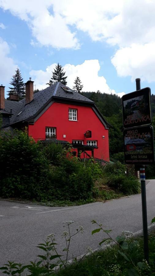Hotel Certovka Peklo Náchod Exterior foto